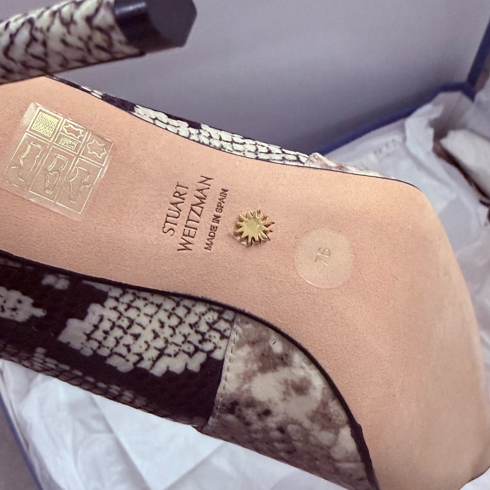 Stuart Weitzman New Roccia Snakeskin Over-the-Knee Boots - Picture 7 of 7